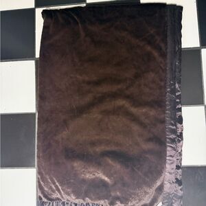 Giraffe at Home Chocolate Brown Plush Throw